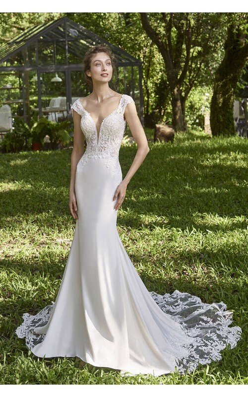 Fitted & Flare  wedding dress - LV-1777OJ