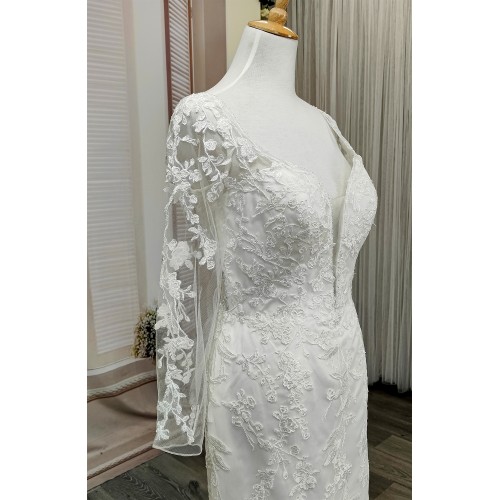 Fitted & Flare - Plunge V Sequined Lace Appliqued Tulle with Sheer Lacy Long Sleeves Wedding Dress - LV-1851OL