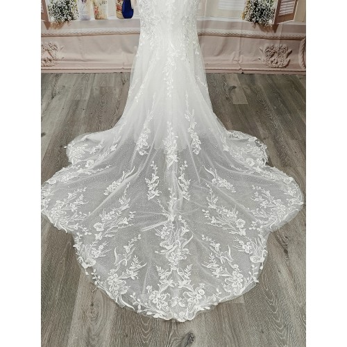 Fitted and Flair - Tulle Lace with Sheer Leg-of-Mutton Long-Sleeve Wedding Dress - LV-M6002-1A