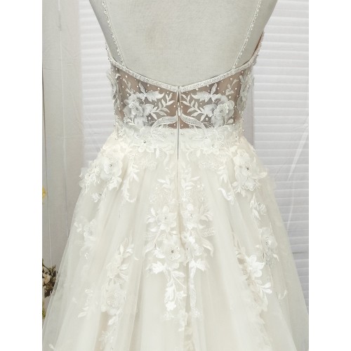 A-Line Beaded Floral Lace Appliqued Accent with Pearl Beads Plunge V neckline Tulle Wedding Dress - MO-A2004