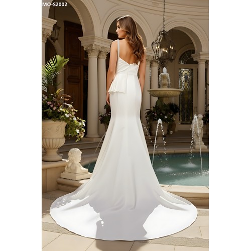 Fitted N Flare Satin Square Neckline Ruffle Slit Skirt Wedding Dress - MO-S2002